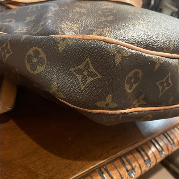 Vintage Odeon Louis Vuitton Monogram Bag - Picture 7 of 15